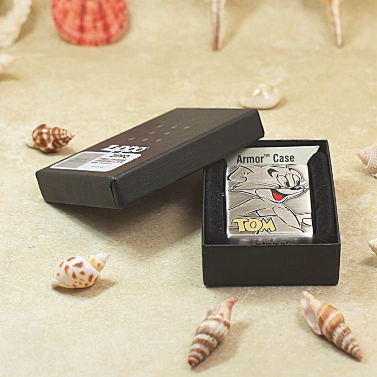 Zippo Tom And Jerry 2 Sided Design Silver Etching Lighter Regular