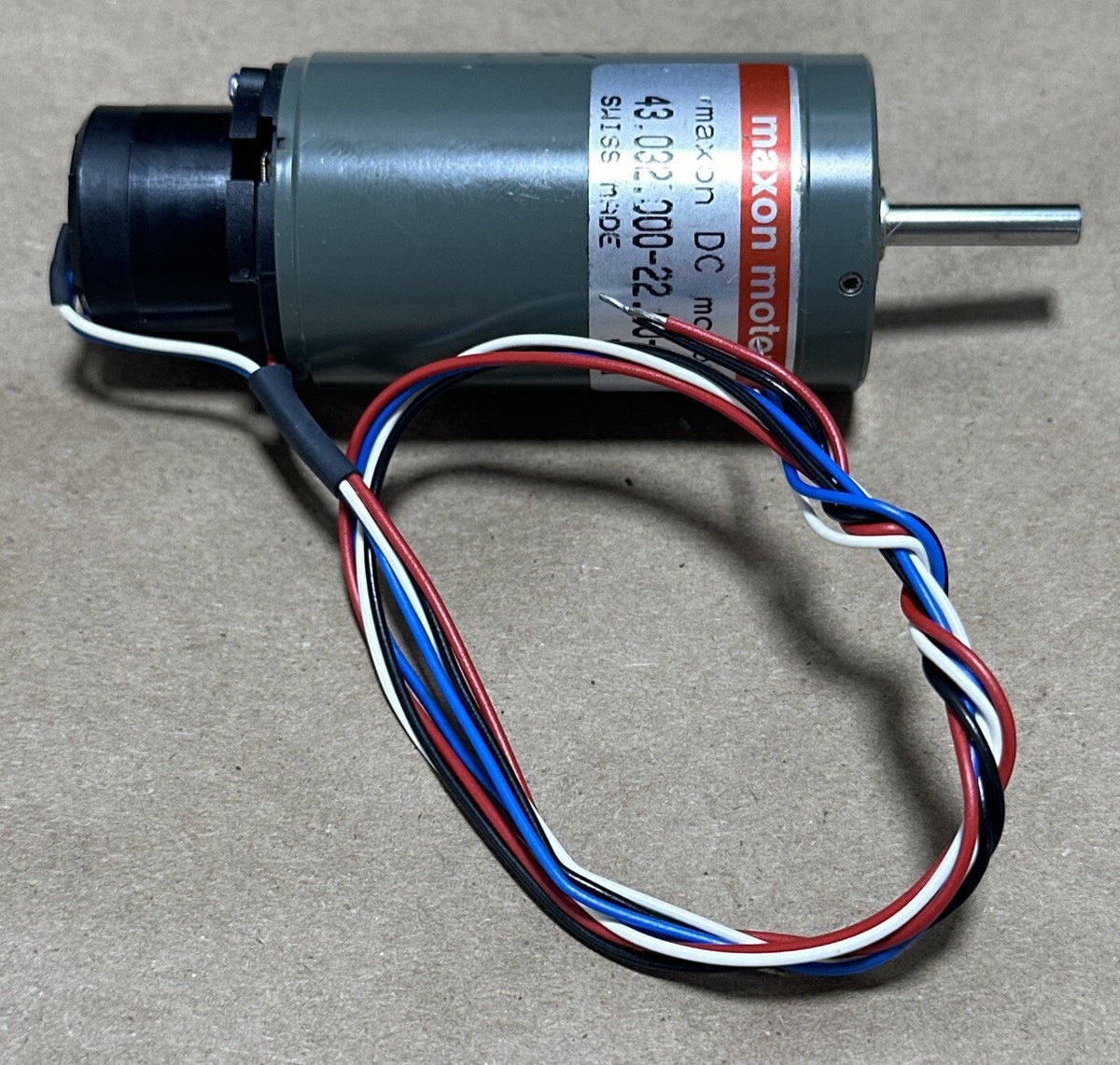 NEW NO BOX- Maxon DC Motor 43.032.000-22.00-146 Swiss Made || FAST