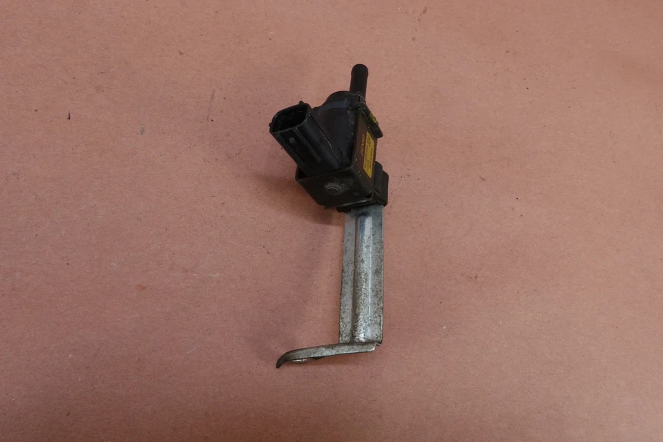 Solenoide bote de purga de vapor Honda Gold Wing GoldWing GL1800 2001-2010 Foto 4 de 4