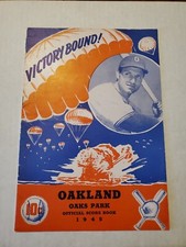Vintage 1945 Oakland Baseball Official Score Program Victory Bound Oaks Park