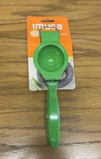 Lime juicer IMUSA Green Manual Squeezer for Lemon or Lime Juice Citrus Extractor