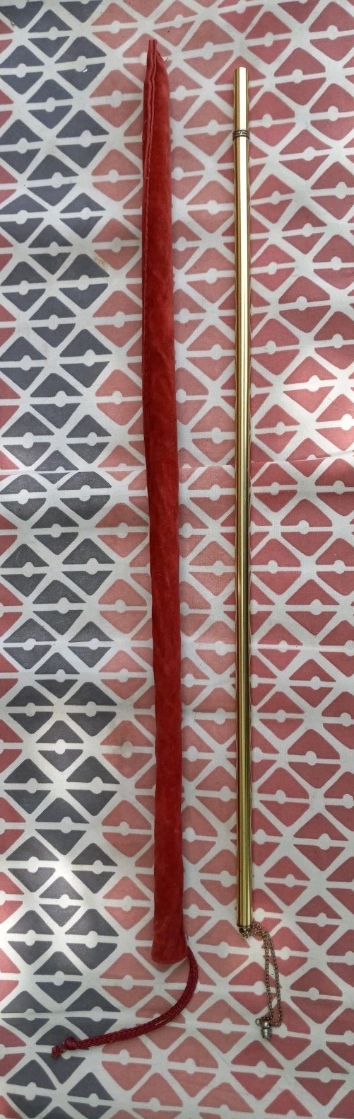 18" Long W/red Cloth Holder