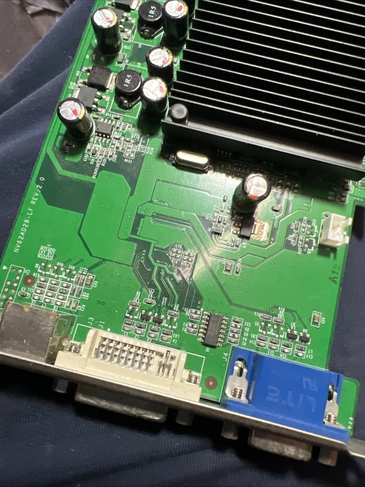 Genuine Nvidia NV62AD28-LF GeForce 6200 VGA, DVI Graphics Card - Image 3 of 4