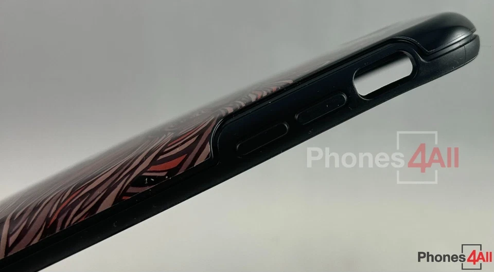 Чехол Otterbox серии Symmetry Star Wars для iPhone 6/7/8 PLUS — Chewbacca - Изображение 3 из 4