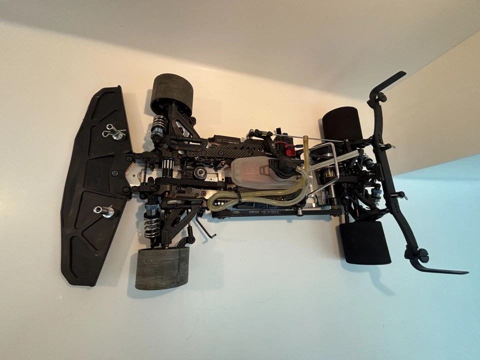 SERPENT  1/8 ON ROAD 990 EVO  GP - Image 4 of 4