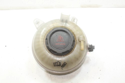 AUDI A3 Limousine 8VS, 8VM Ausgleichsbehälter 5Q0121407M 1.80 Petrol 33732954