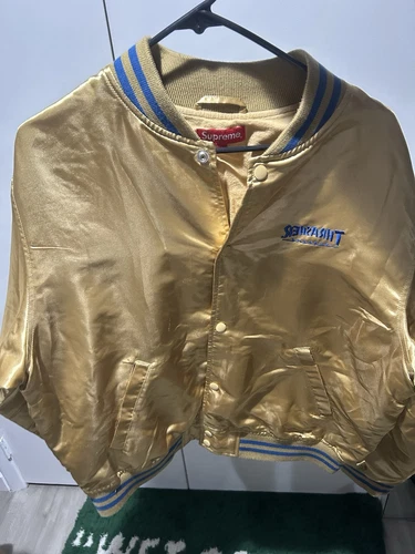 Veste universitaire Supreme x Thrasher en satin doré Taille L FW21