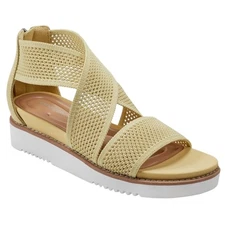 Easy Spirit Women's Wander Round Toe Strappy Casual Sandals Yellow Size 9 1/2