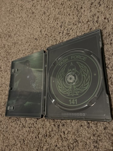 Call of Duty: Modern Warfare 2 Xbox Series X/Xbox One, 2022 | With The Steelbook - Picture 2 of 7