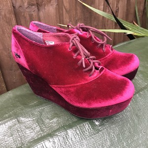 rocket dog red boots