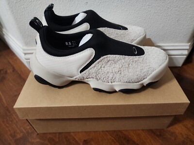 Oakley x Brain Dead Factory Team Flesh Milk / Black Men's Oakley x Brain Dead Factory Team Flesh Milk / Black Men's