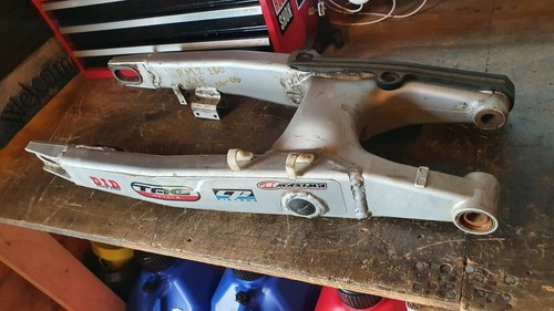 Kawasaki KXF Suzuki RMZ 250 Swingarm 04 - 06 - Picture 12 of 12