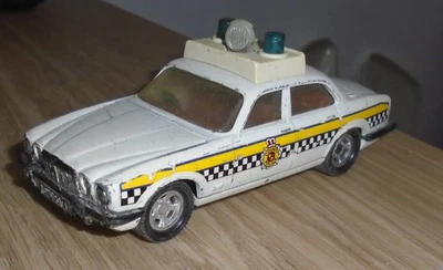 CORGI 1:36  Jaguar XJ 12 k-66 county police  England no dinky toys - Photo 1/2
