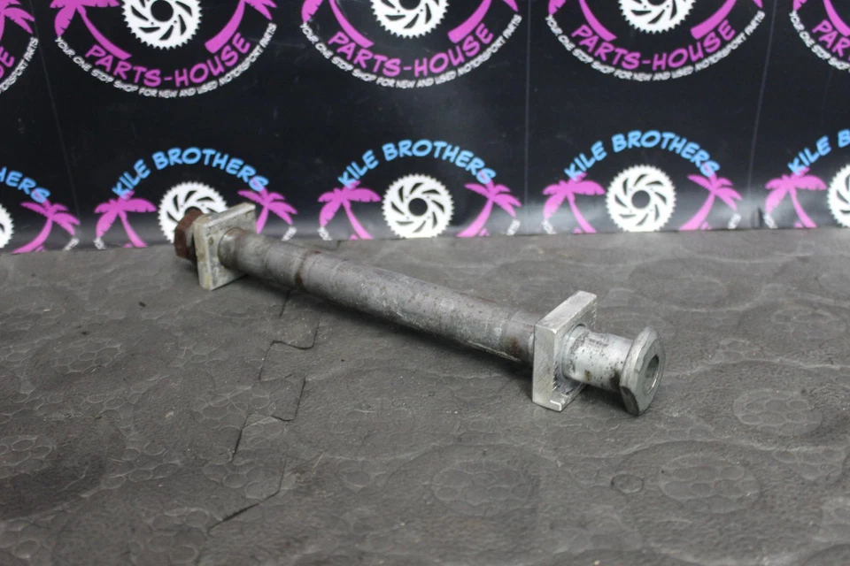 2006 Yamaha YZ450F YZ250F OEM REAR AXLE BACK WHEEL RIM PIVOT BOLT AXEL - Image 3 of 4