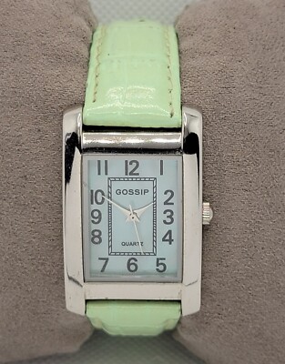 Ladies Gossip Classic Tank Silver Tone White Dial Green Leather Strap Watch J4