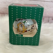 Vtg Heirloom Collection Christmas Ornament Ball Made In USA Cat Theme