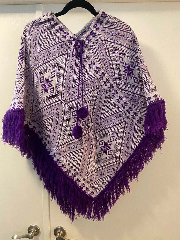 Poncho Vintage Tejido a Mano Crochet Capa Chic Boho Hippie Púrpura Navidad Foto 4 de 4