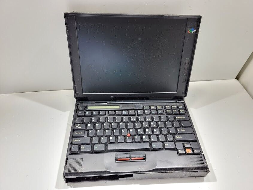 Vintage IBM Type 9547 Laptop ThinkPad Tested with Case UNTESTED