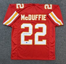 KANSAS CITY CHIEFS TRENT MCDUFFIE AUTOGRAPHED SIGNED JERSEY BECKETT HOLO