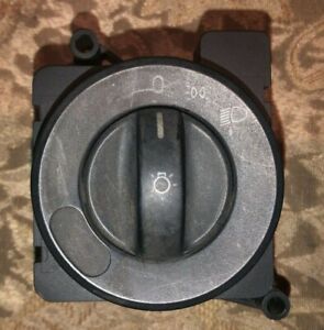 FREIGHTLINER HEAD LIGHT SWITCH A06-58685-000