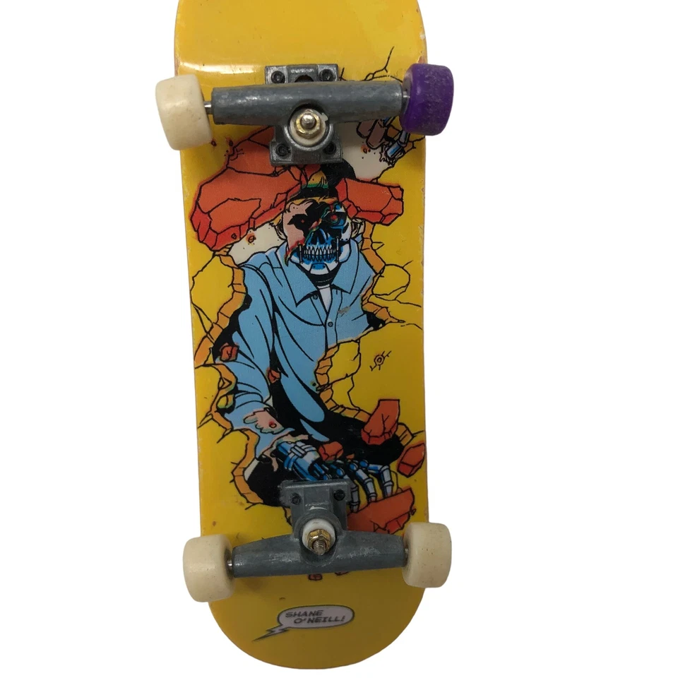 Diapasón Tech Deck Shane O'Neill Cyborg Alien Foto 2 de 4