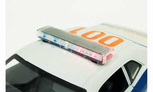 Dodge Challenger SRT8 Georgia State Patrol mit LED Leiste ACME 1:18 NEU OVP - Bild 4 von 5