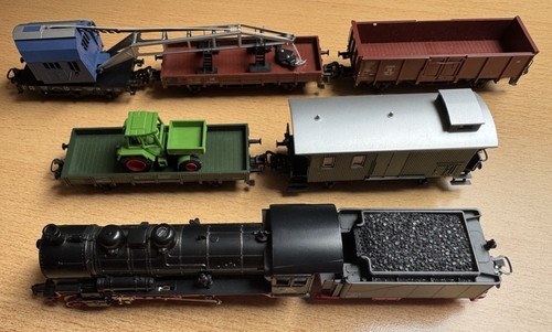 Märklin H0 Zugset aus 2960 Dampflok mit 5 Wagen, Delta digital | Condition: Gebraucht