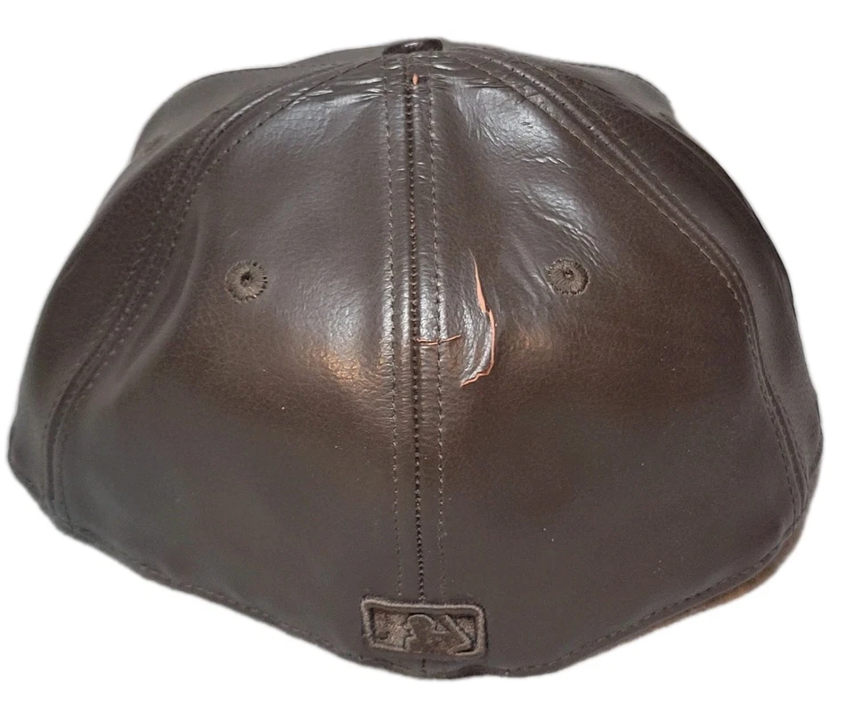New Era New York Yankees Genuine 100% Leather Deadstock Fitted Hat 7 1/4 Brown - Image 3 of 4