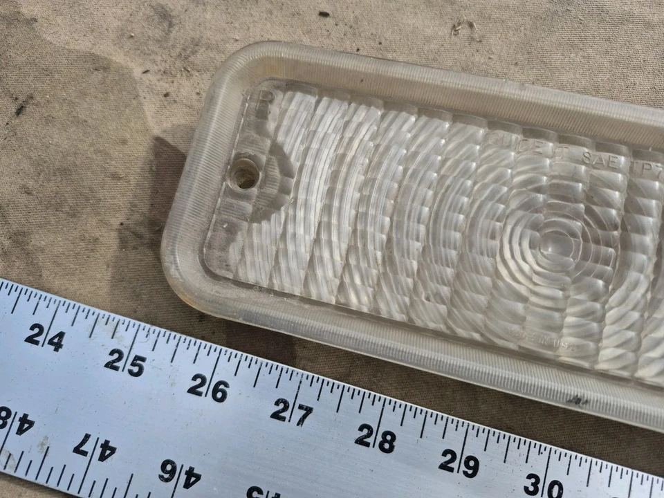 Luz de estacionamiento del lado derecho del pasajero Chevrolet C10 Chevy 1969-1970 camioneta derecha Foto 2 de 4