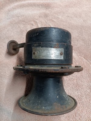 Antique Stewart Warning Signal Model 115-K Plunger Horn