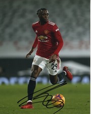 Manchester United Aaron Wan-Bissaka Autographed Signed 8x10 Photo COA #6