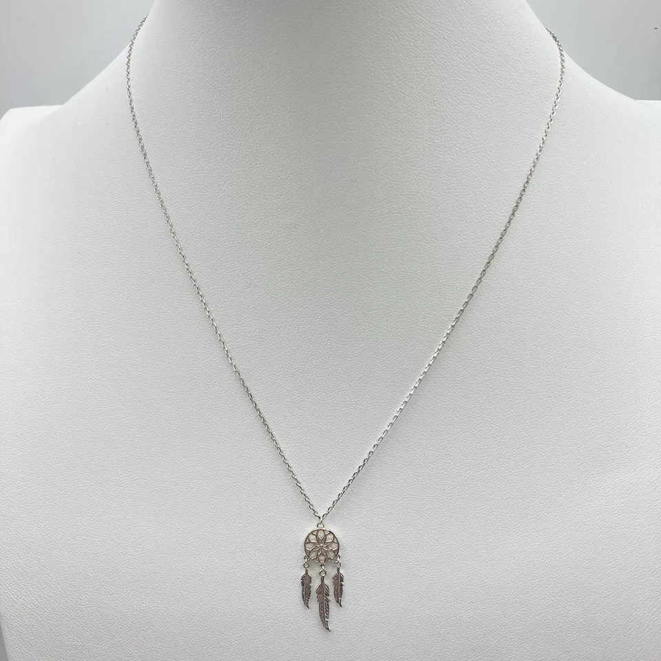 Collar Colgante Pluma Atrapasueños Tono Plata Marca Lucky Cadena 18" Delicado  Foto 2 de 4