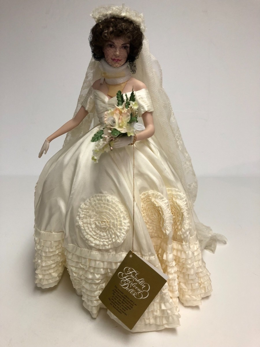 Franklin Mint Heirloom Dolls JACKIE KENNEDY Wedding Portrait Doll