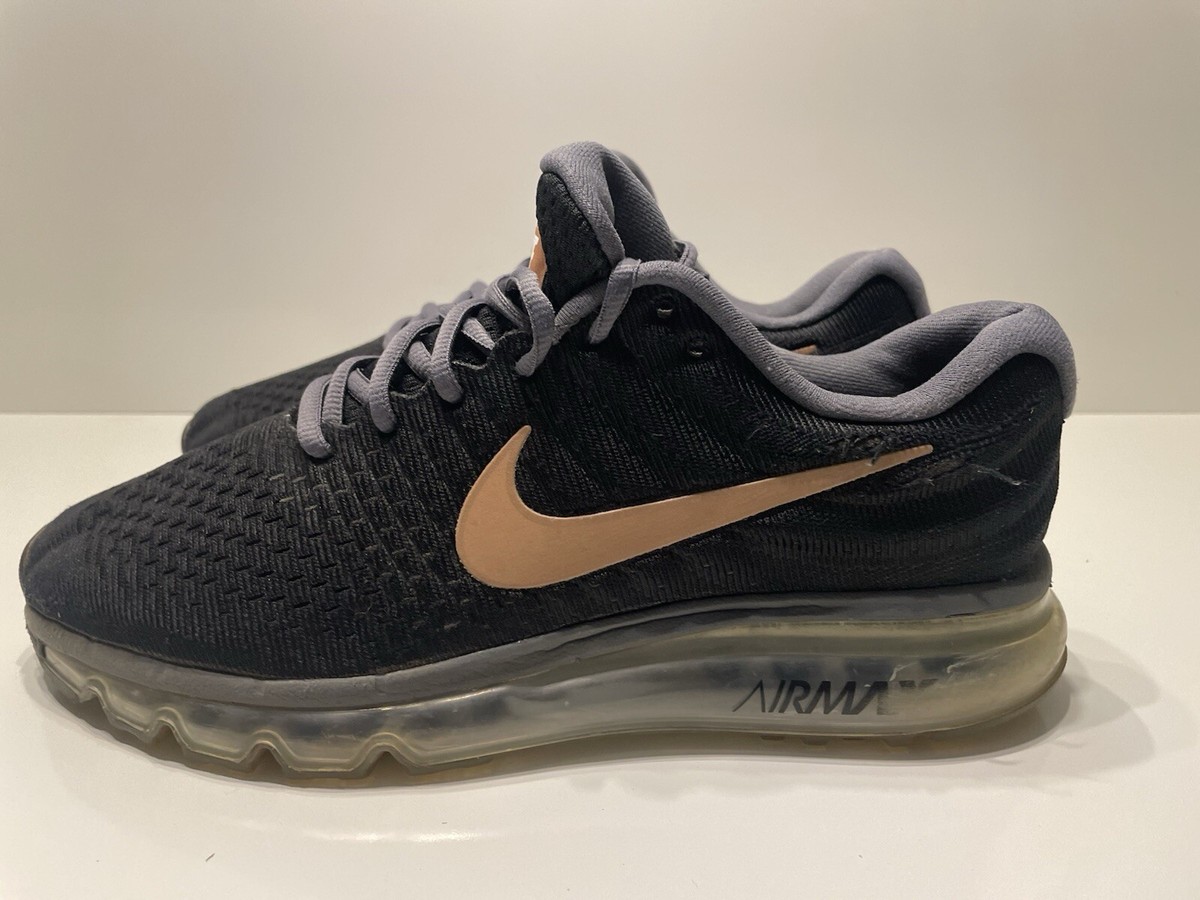 black and gold nike air max 2017