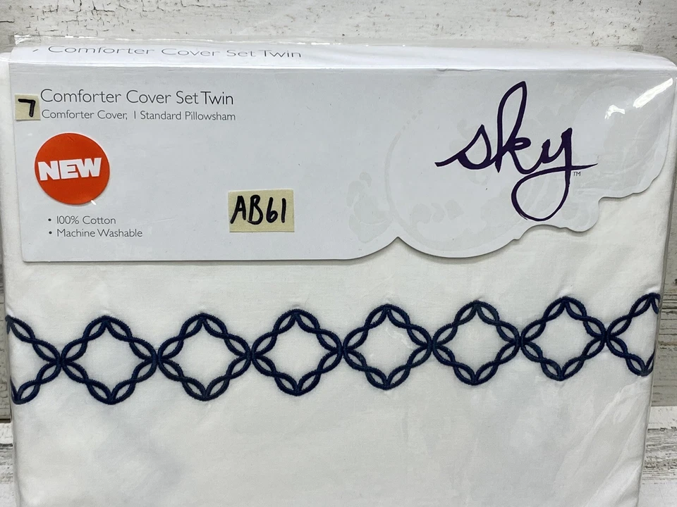 Sky Embroidered Percale Twin Duvet Cover & Sham Set White / Navy Blue New - Image 2 of 4