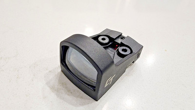 Crimson Trace CTS-1500 Red Dot Sight 5 MOA   With Dust Cover   RMSc (CTS1500)