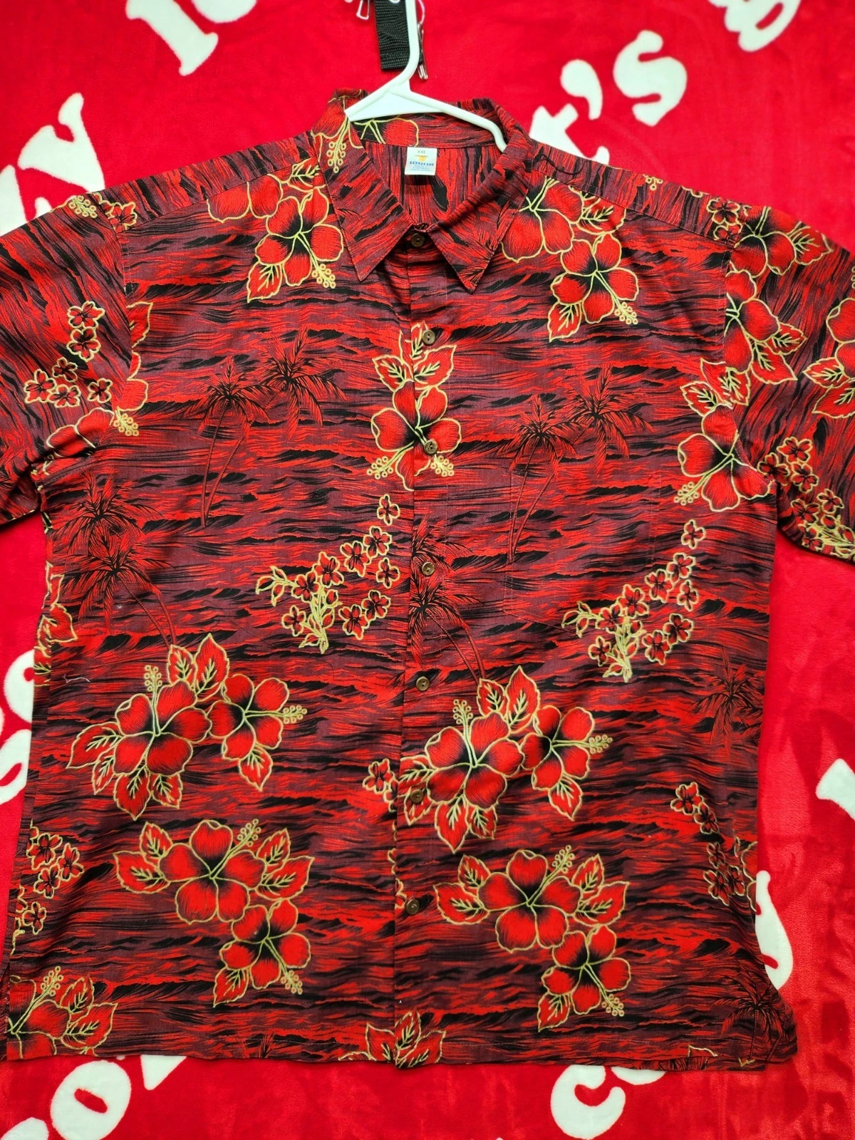 Squish Hawaiian Shirt Mens XXL Red Black Hibiscus Floral Tropical Button Front