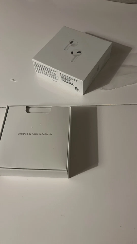 Apple AirPods 3e génération Casque Intra-Auriculaire Sans Fil - Blanc - Photo 4/4