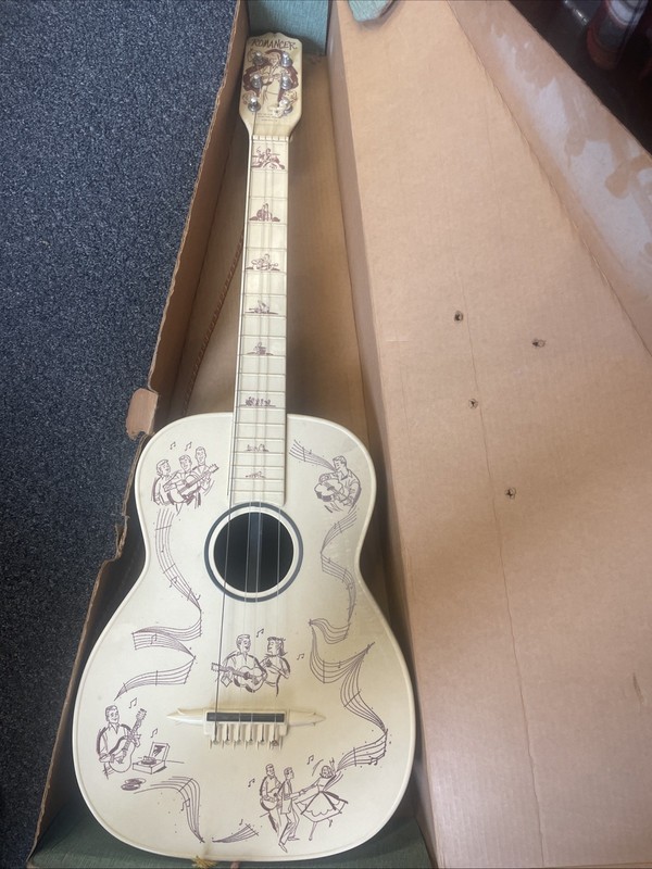 RARE 50s-60s  Maccaferri Romancer Plastic / Wood Lovers Guitar In Original Box