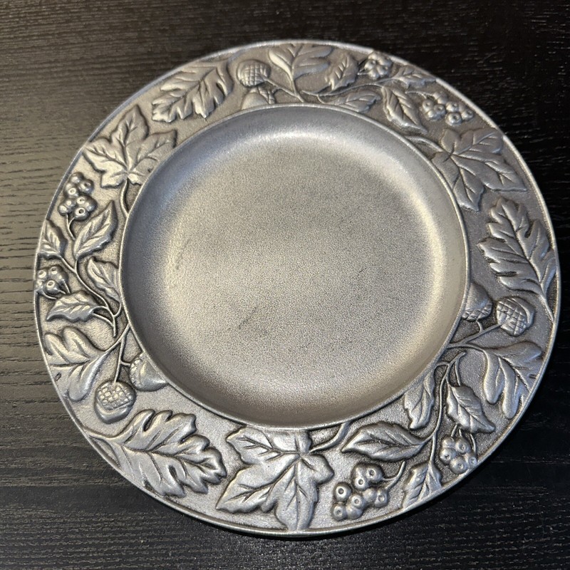 Longaberger 2001 Falling Leaves & Acorns Pewter Plate / Candle Holder 8.5-inch 