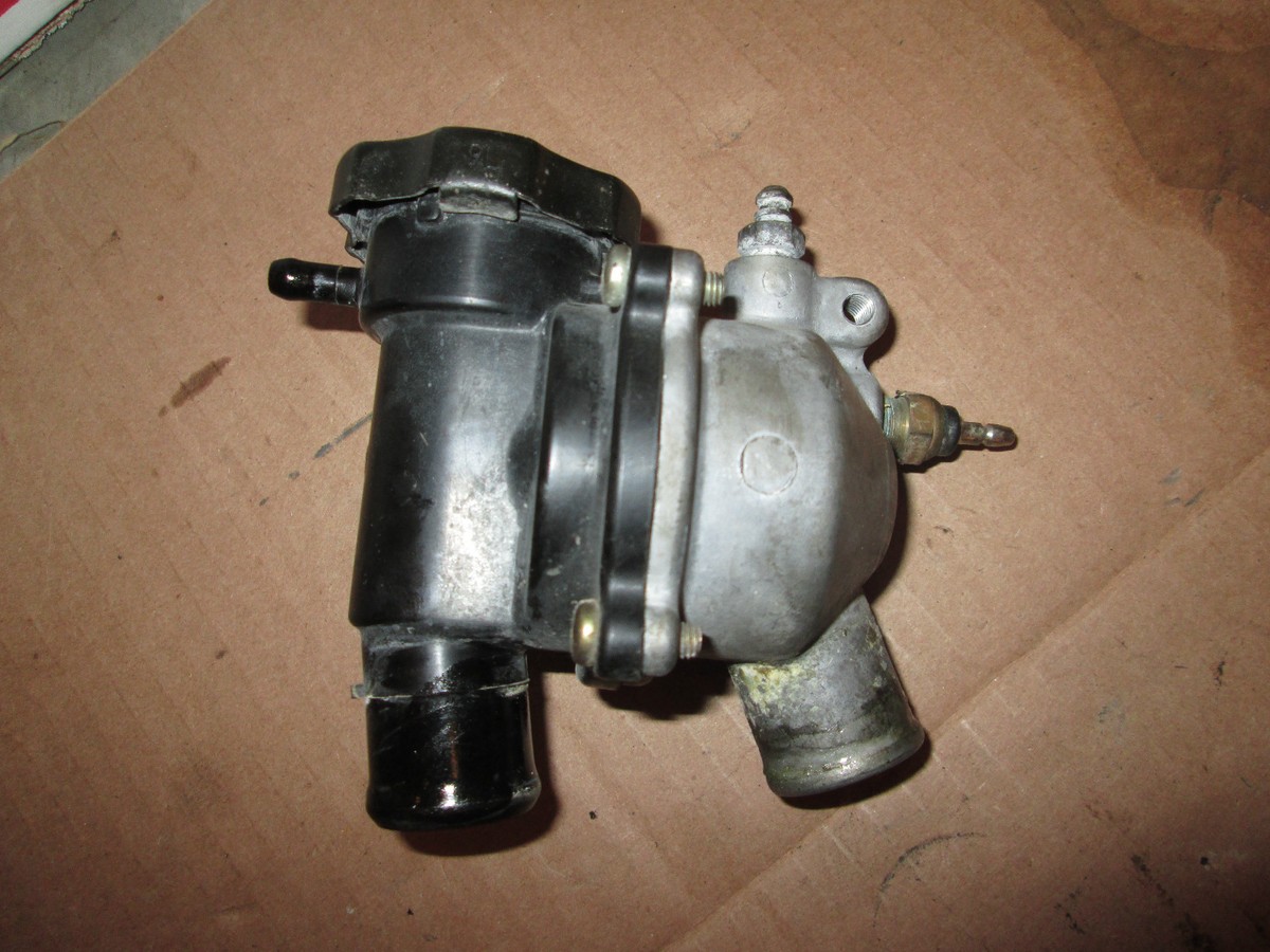 1992 Kawasaki Ninja ZX6 ZX600 ZX 600 thermostat radiator coolant