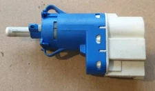 GENUINE Brake Light Switch FREELANDER Ford Fiesta  Mk7 Focus Mondeo Jaguar Volvo