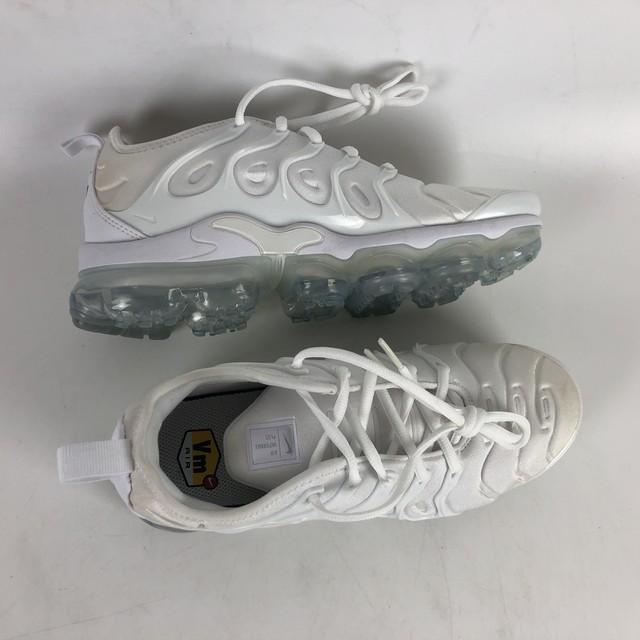 nike vm plus white