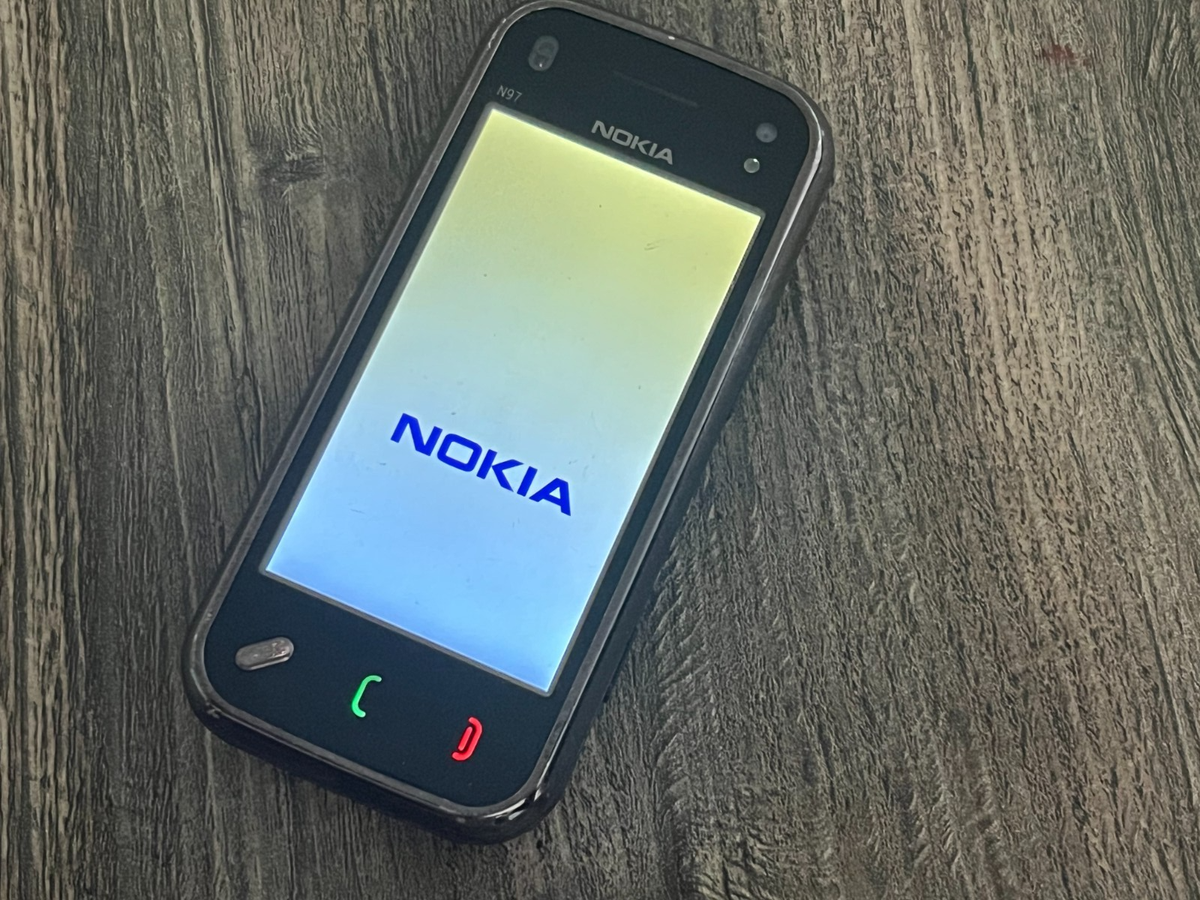 Lot de 4 x Nokia N97 Mobile Phone Old Stock Rare collectors MOBILE