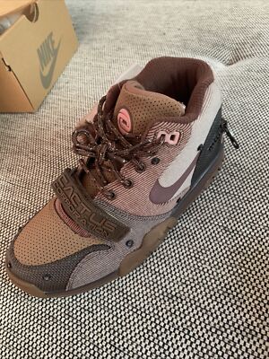 Nike air trainer 1 SP Travis scott wheat | NEU | 39 |