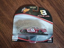 Action Winner's Circle Dale Jr 8Budweiser Chevy Monte Carlo 1/64 Package Flaws 