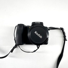 Kodak EasyShare Z712 IS Camera 7.1MP 12X Zoom Digital Black LCD w/ Case