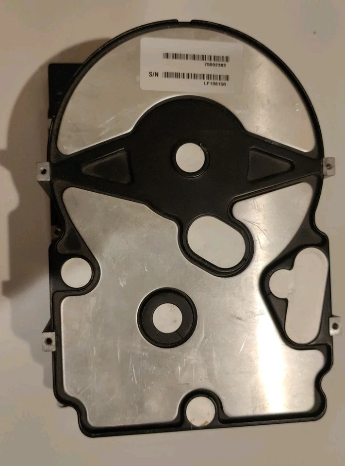 47GB Elite 47 GB Seagate ST446452W 68 pin 5.25" FH Internal SCSI HARD DISK DRIVE - Image 4 of 4