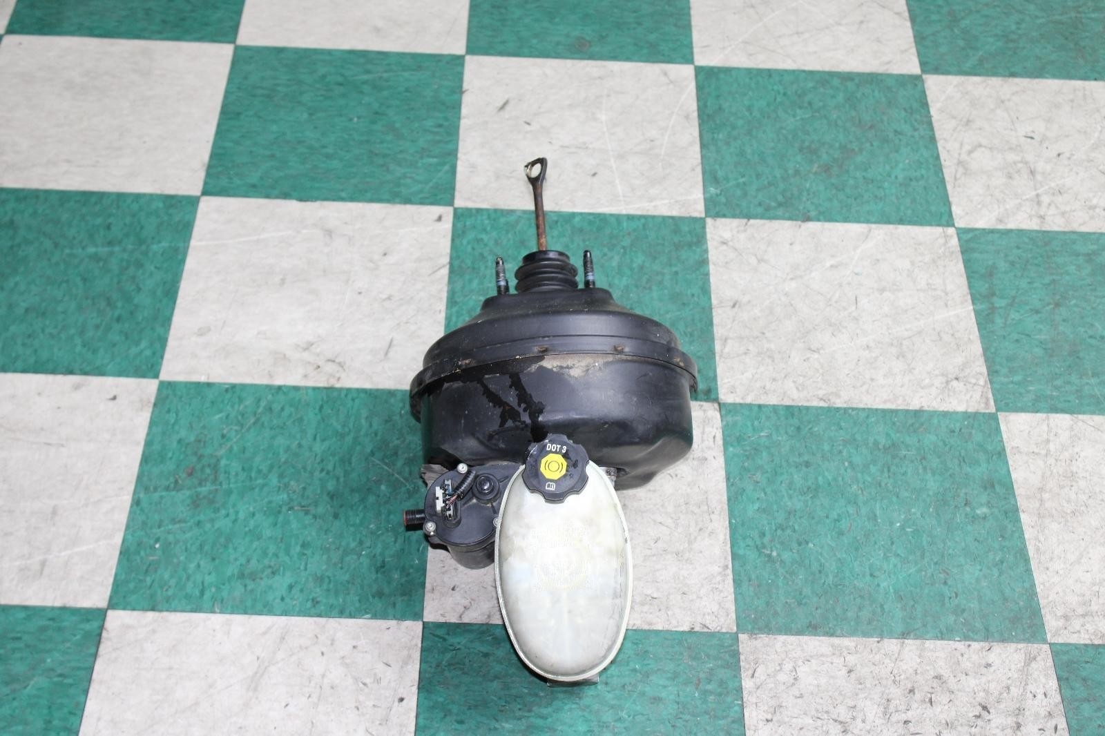 03-04 Silverado Vacuum Power Brake Booster Master Cylinder OEM OE Factory OE WTY