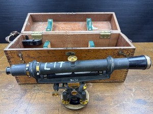 Antique A. Lietz Co. Surveyor Dumpy Level Transit #12533 w/ Wood Case c.1935